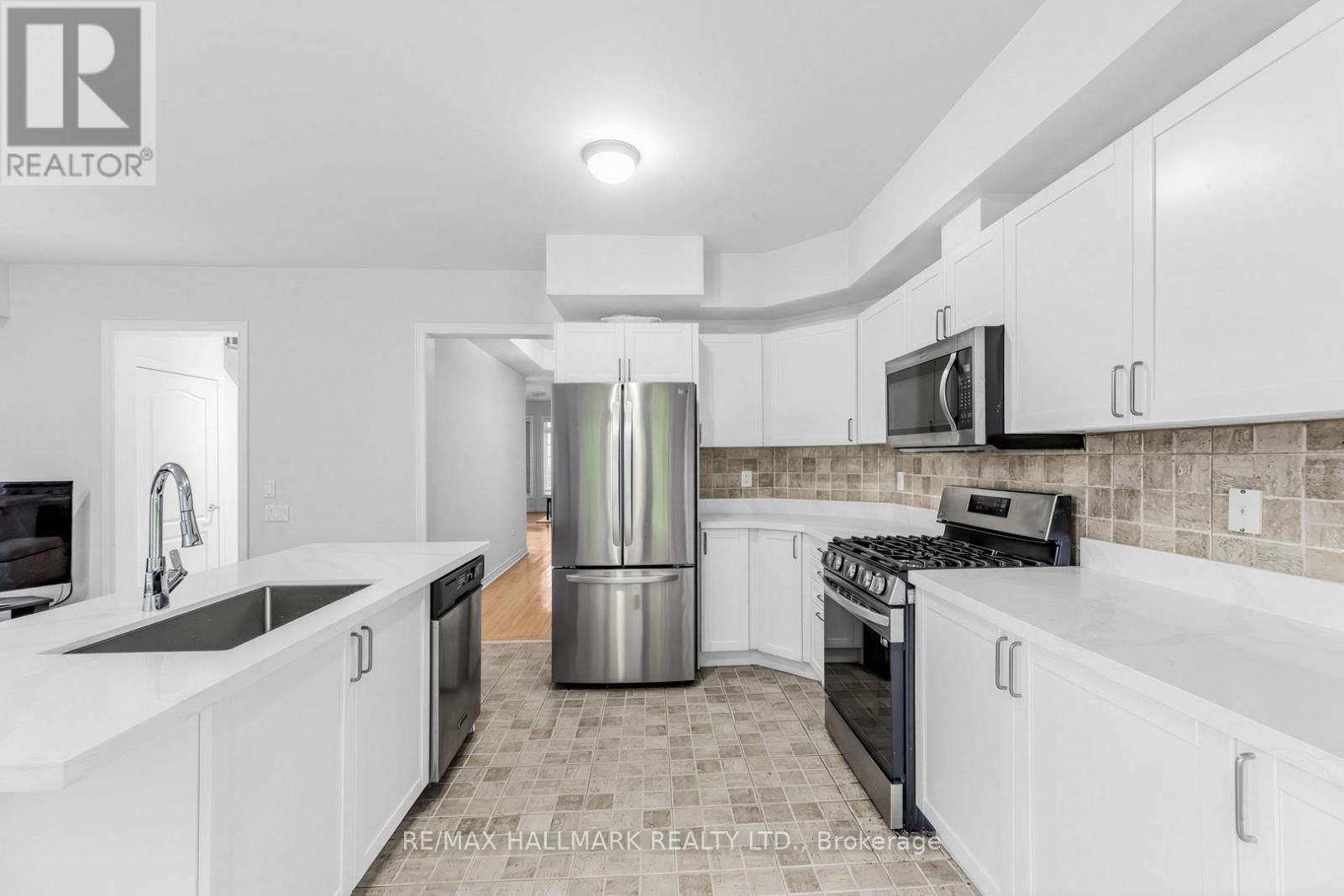 76 WESTBURY COURT - 10