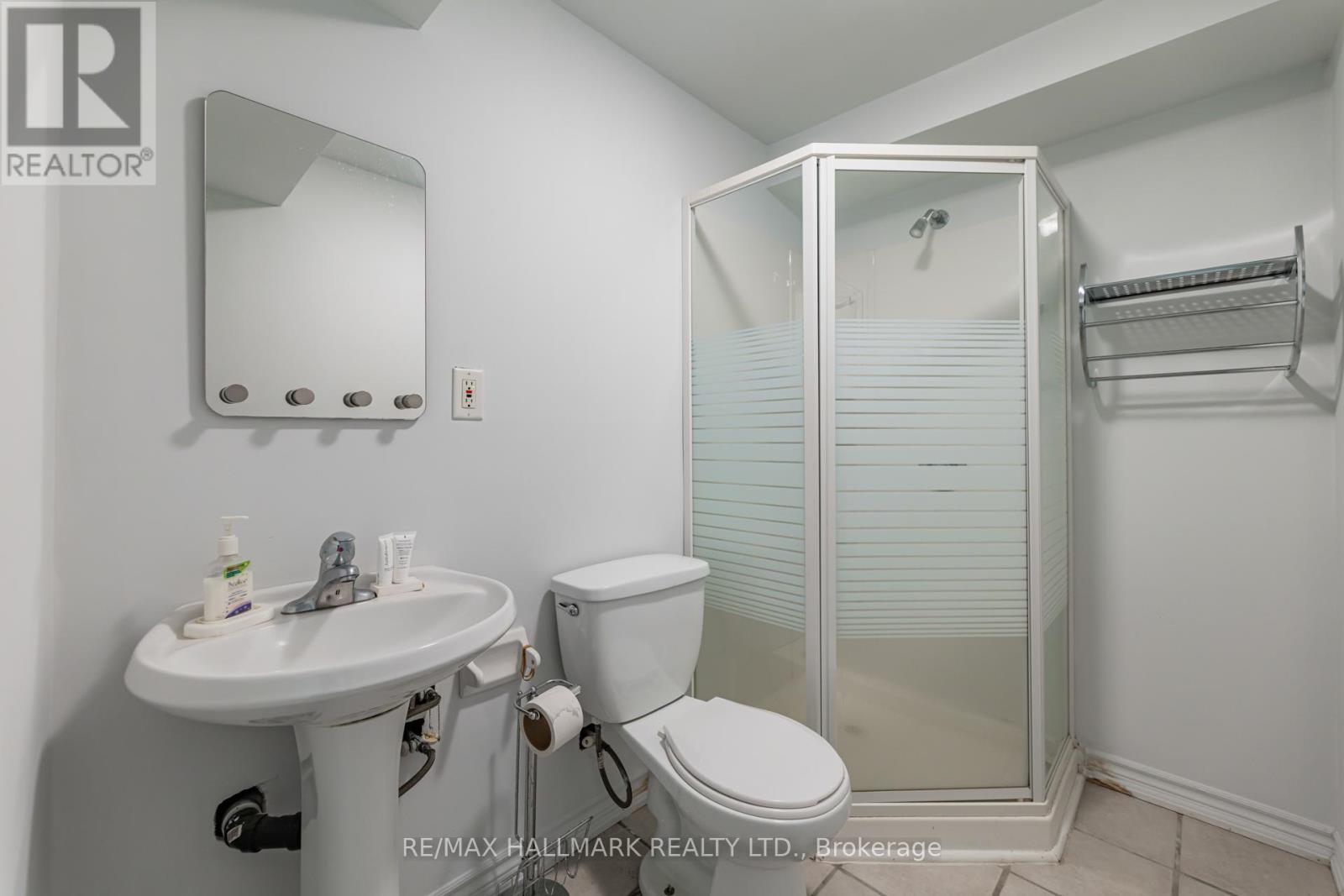 76 WESTBURY COURT - 38