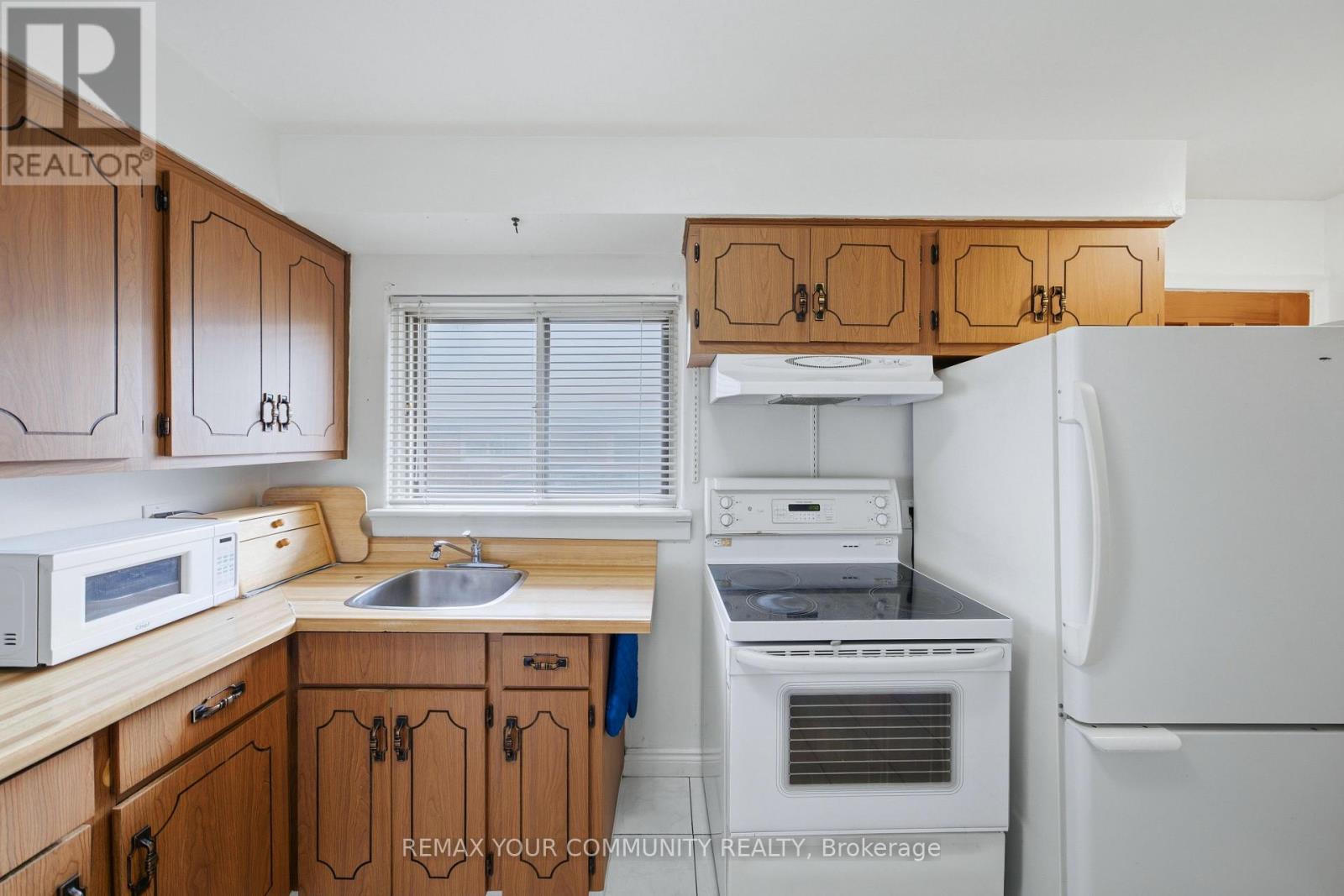 25 FORDWICH CRESCENT - 15