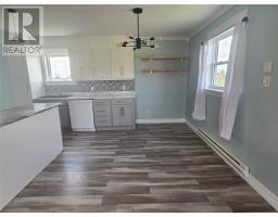 39 Seal Cove Road thumbnail 10