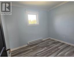 39 Seal Cove Road thumbnail 14
