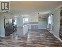 39 Seal Cove Road thumbnail 7