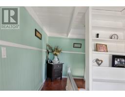 9 Loop Road thumbnail 19