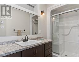 9 Loop Road thumbnail 28