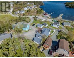 9 Loop Road thumbnail 43