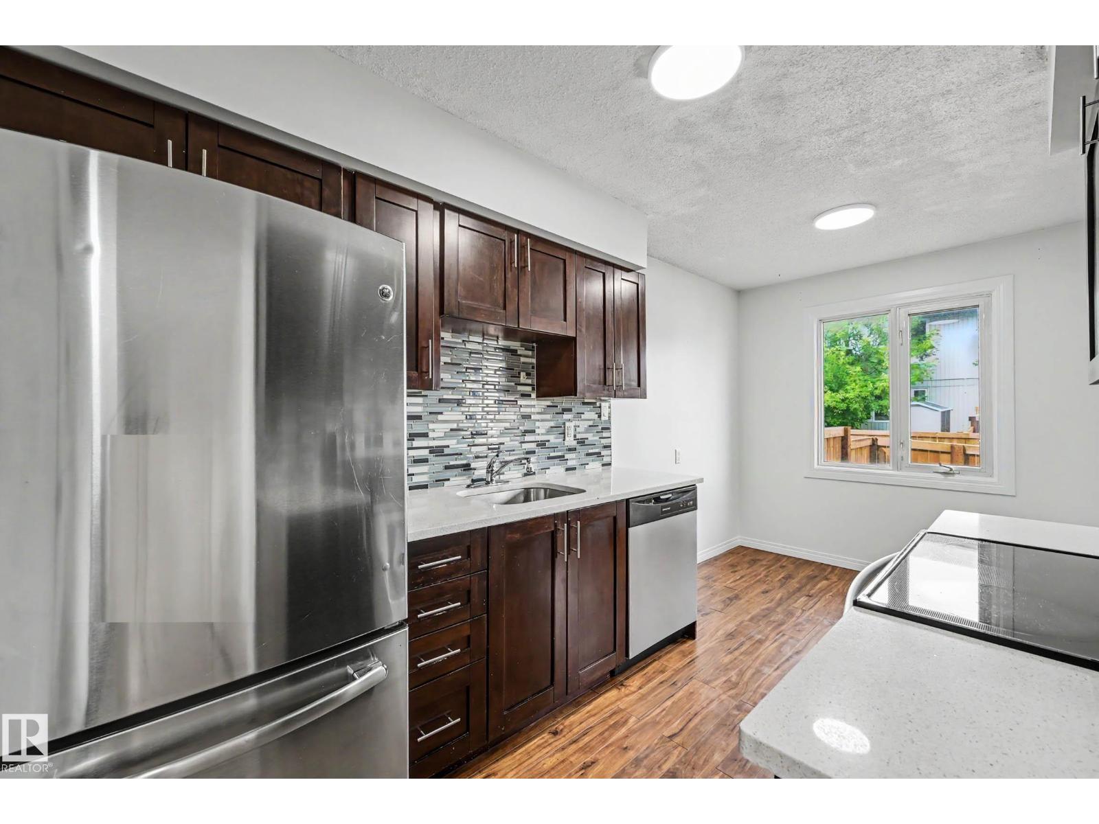 #8 14225 82 ST NW — photo 12