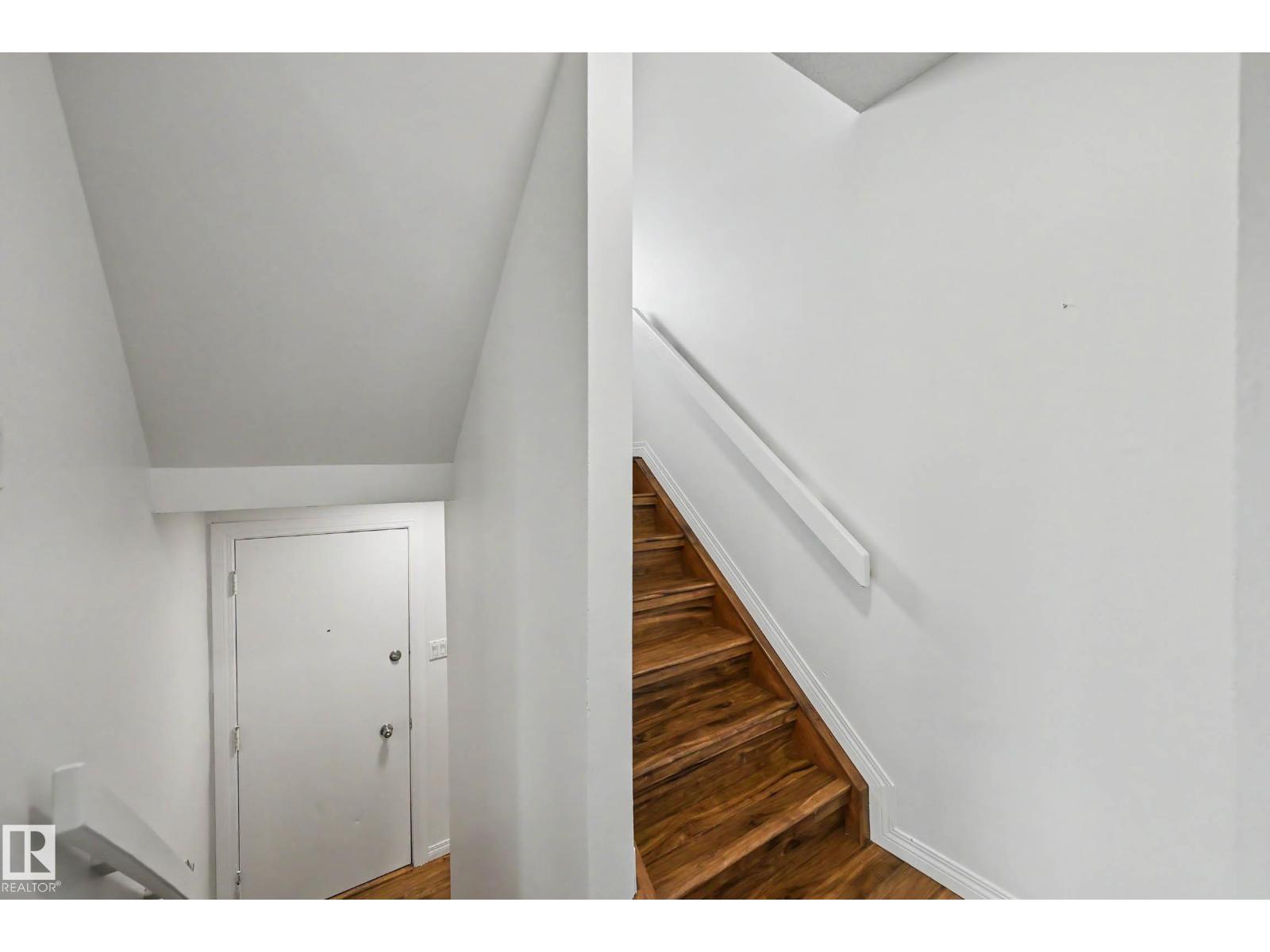 #8 14225 82 ST NW — photo 15