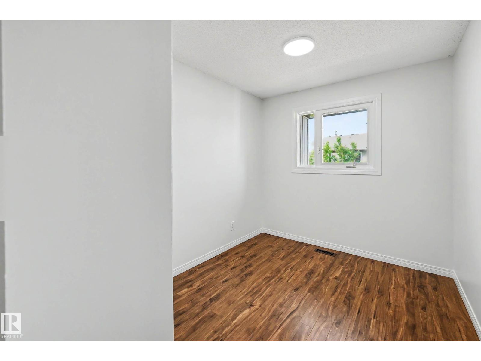 #8 14225 82 ST NW — photo 18