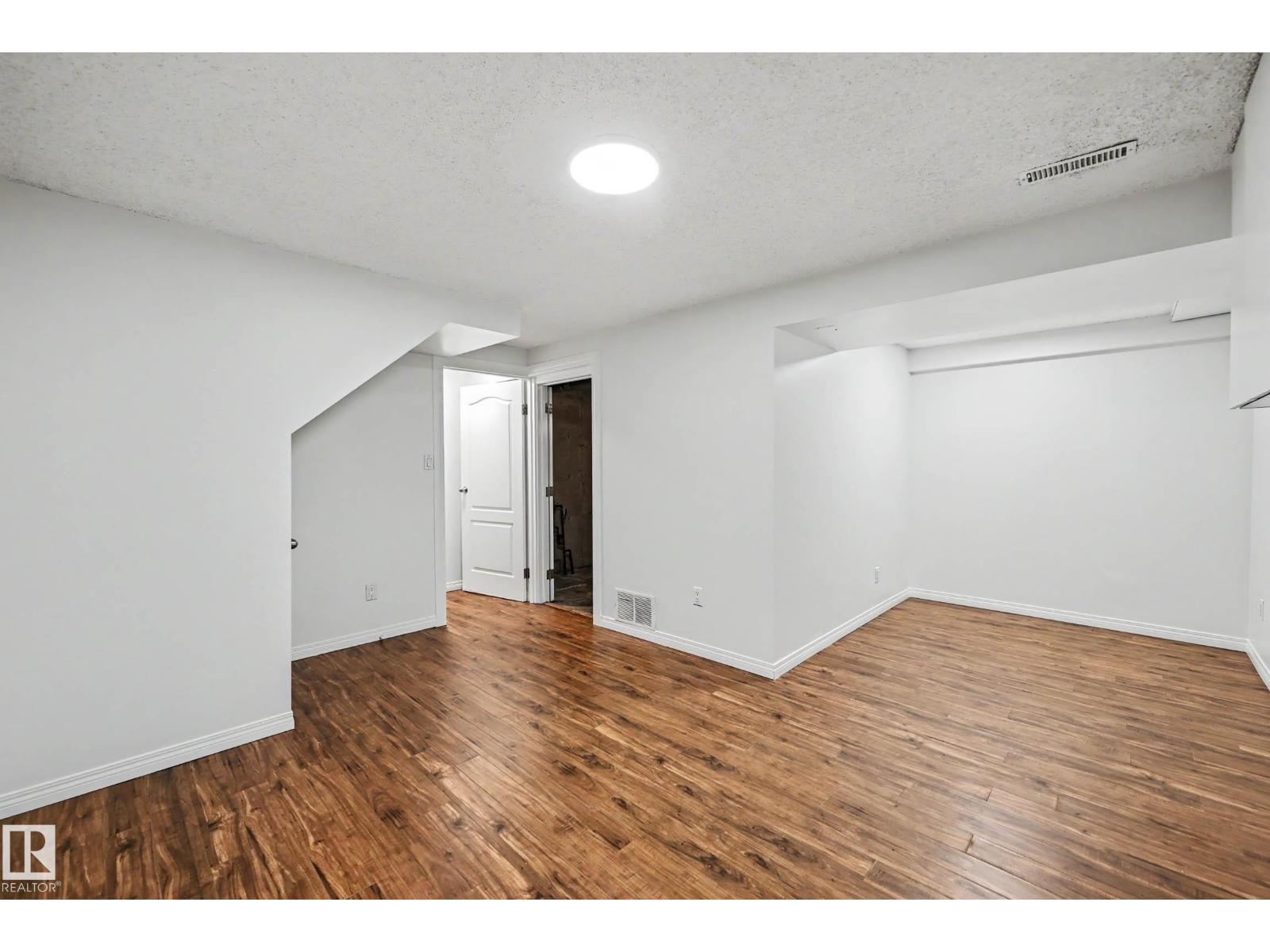 #8 14225 82 ST NW — photo 23
