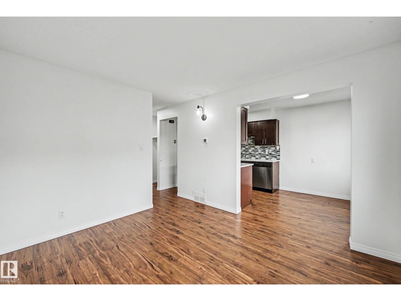 #8 14225 82 ST NW — photo 6