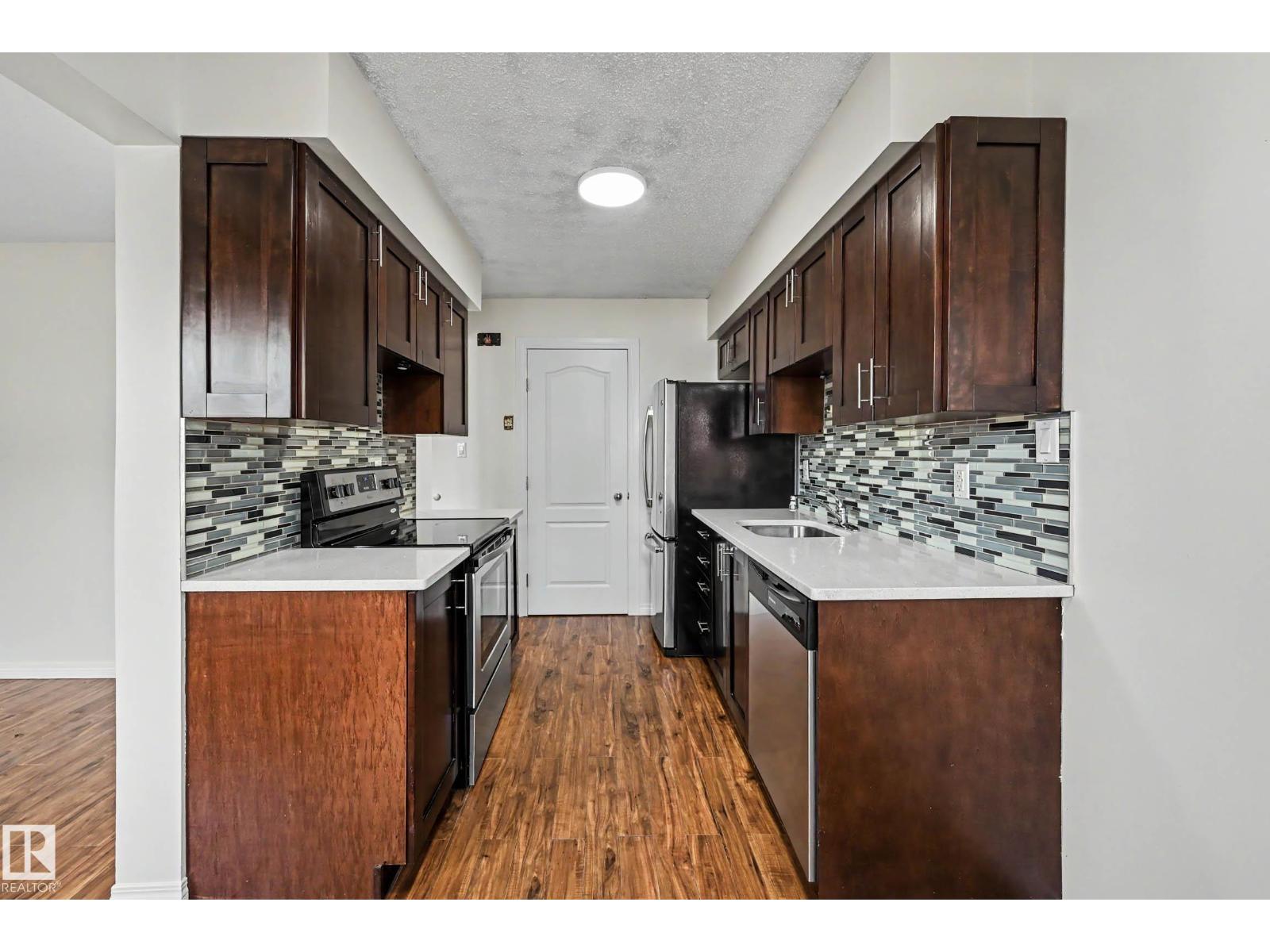 #8 14225 82 ST NW — photo 9