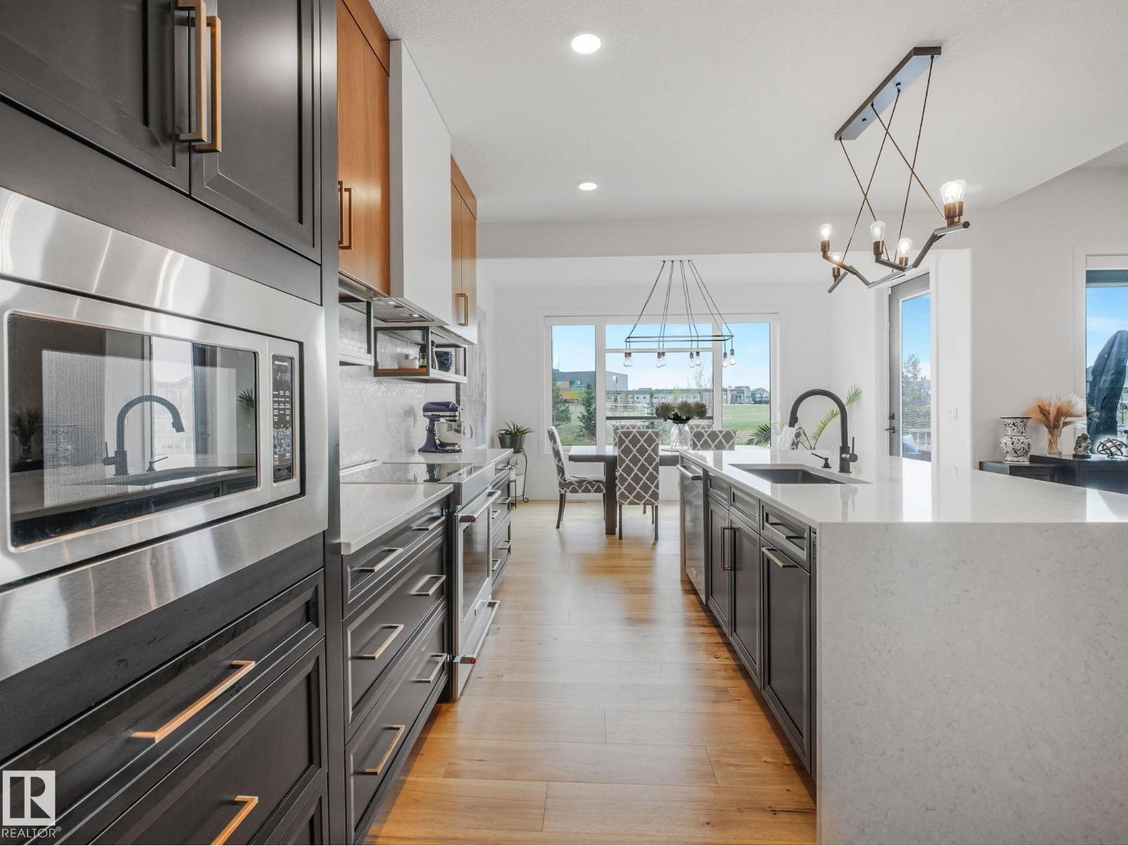 106 EDGEWATER CI - 9