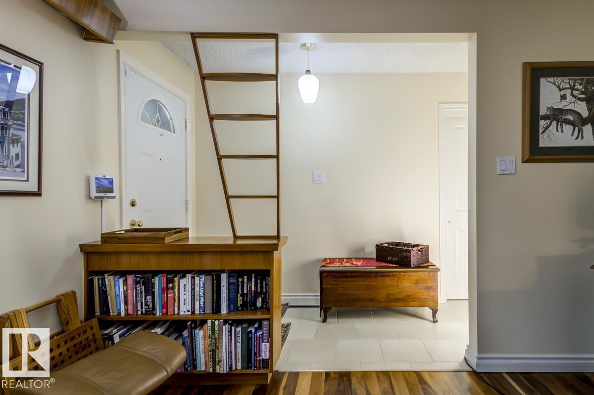 4316 117 ST NW - photo 5