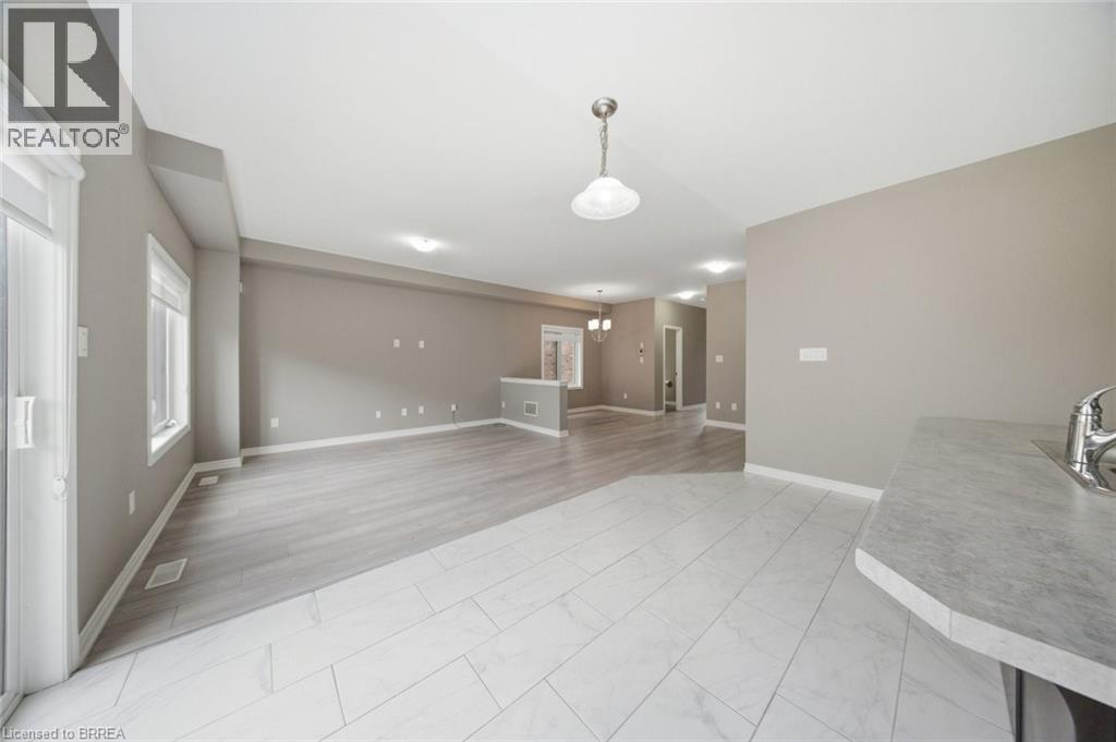 10 KNEALE Street - 25