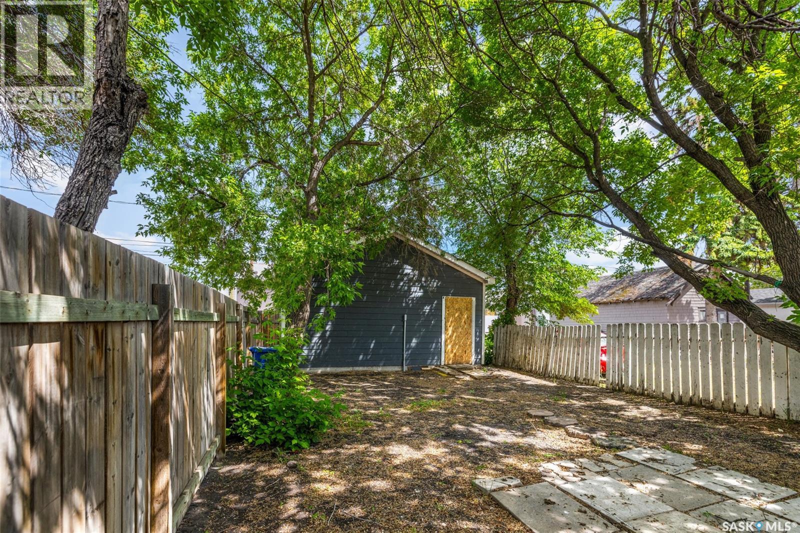 1861 Broder STREET - 25