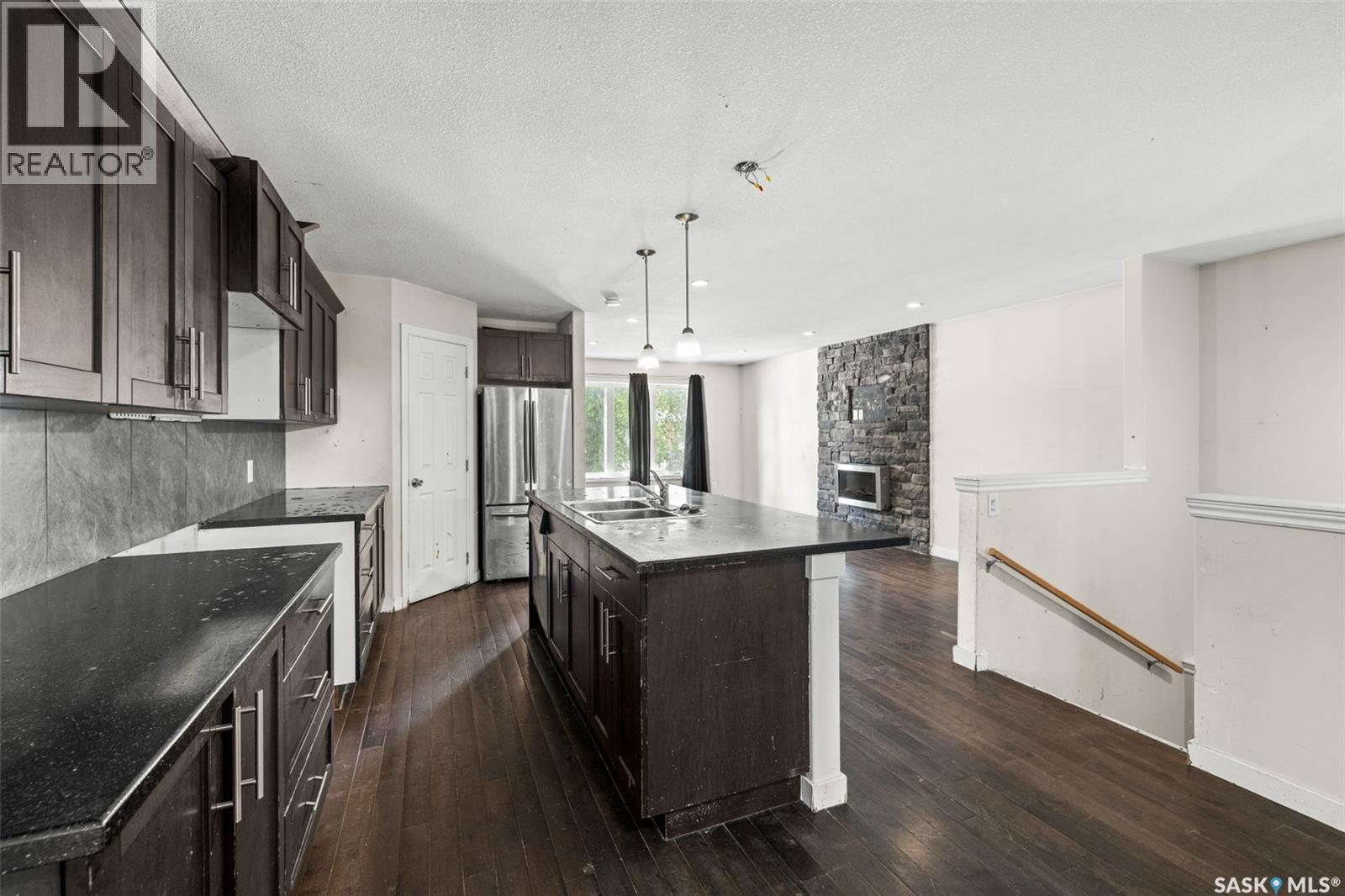 1861 Broder STREET - 8