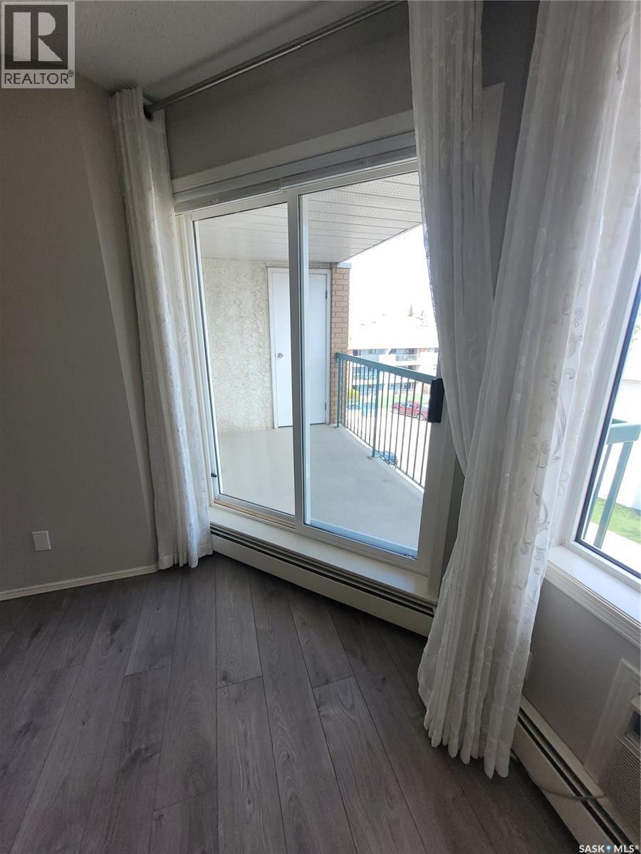 #409 301 Cree CRESCENT - 11