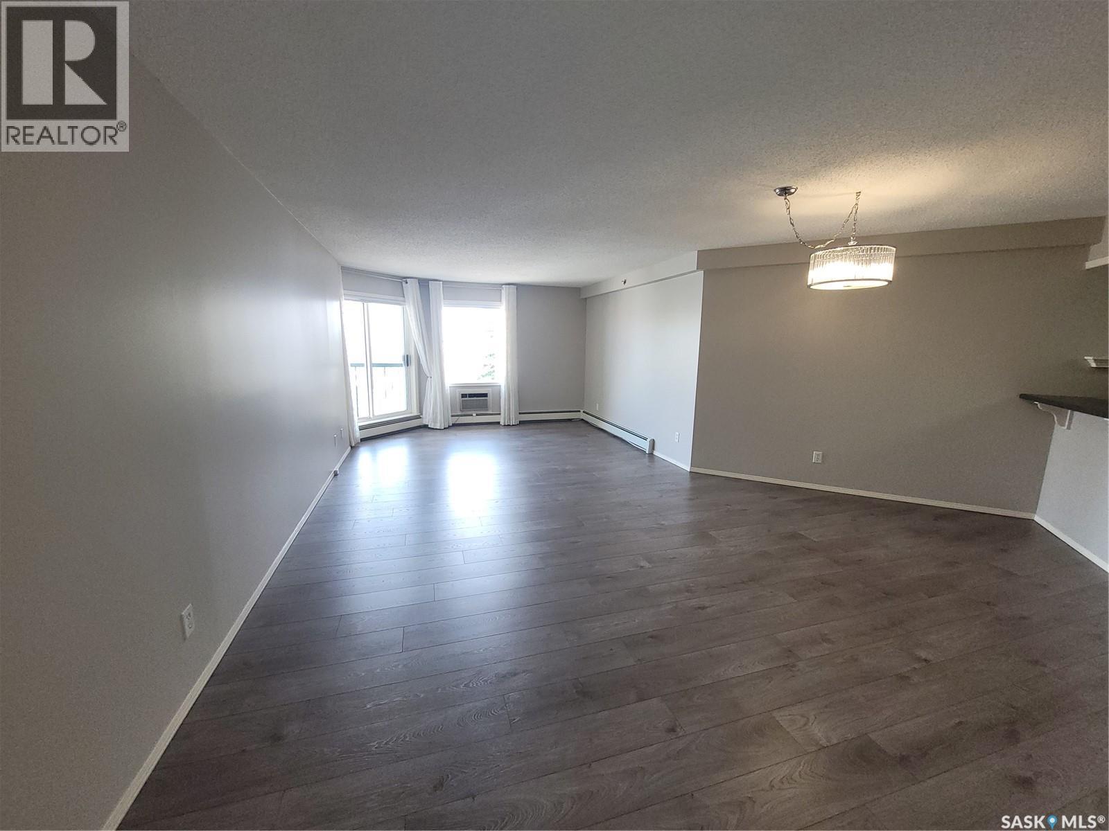 #409 301 Cree CRESCENT - 12