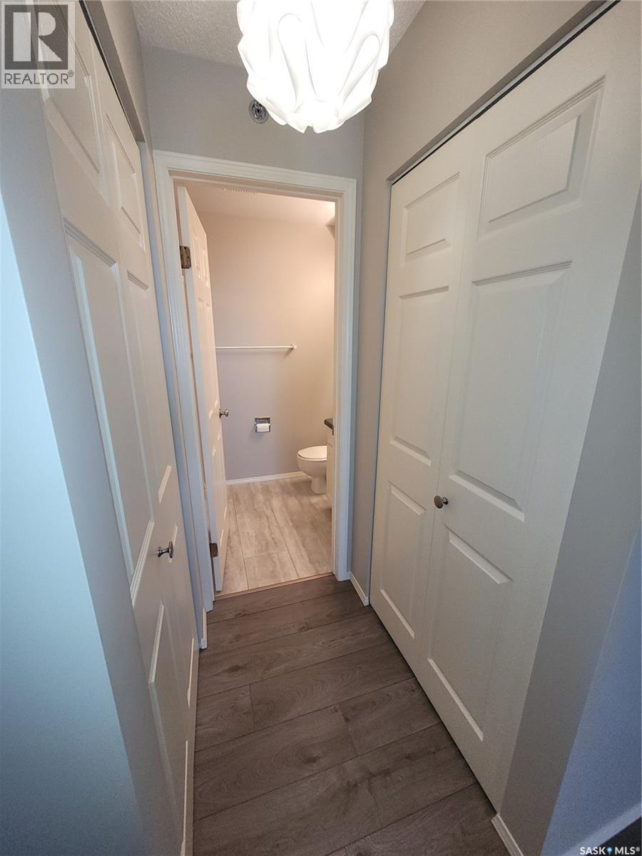 #409 301 Cree CRESCENT - 14