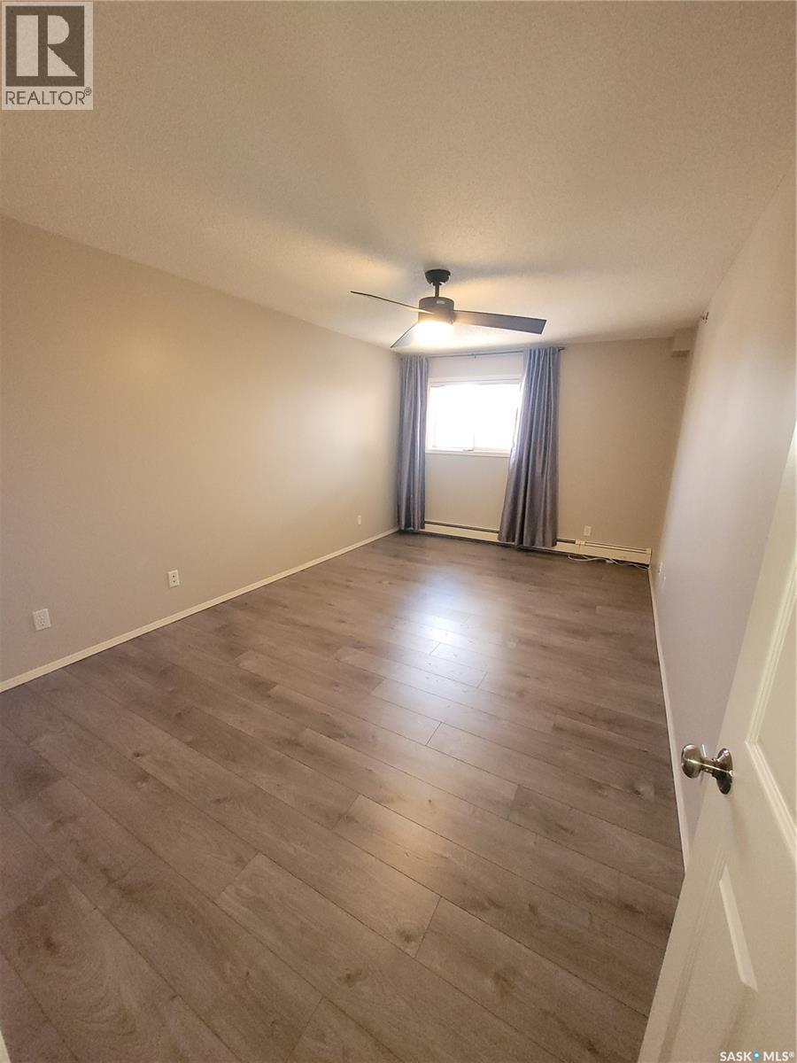 #409 301 Cree CRESCENT - 15