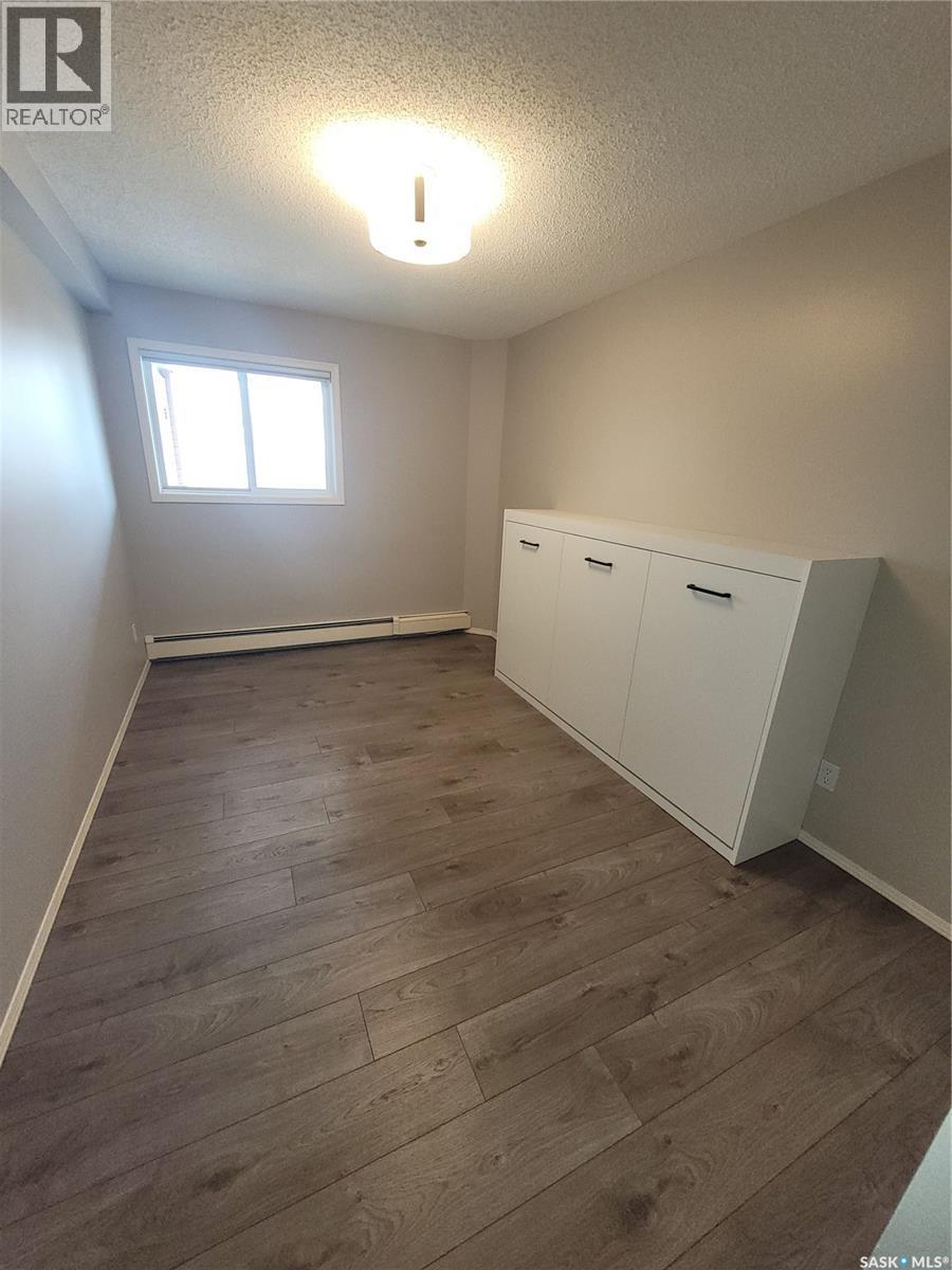 #409 301 Cree CRESCENT - 16