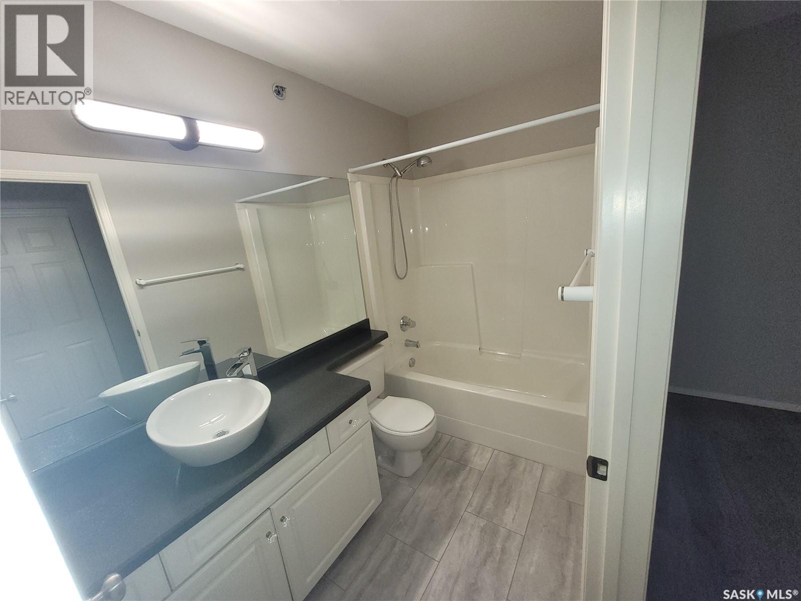#409 301 Cree CRESCENT - 18