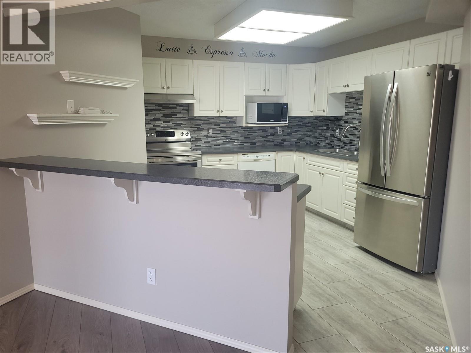 #409 301 Cree CRESCENT - 6