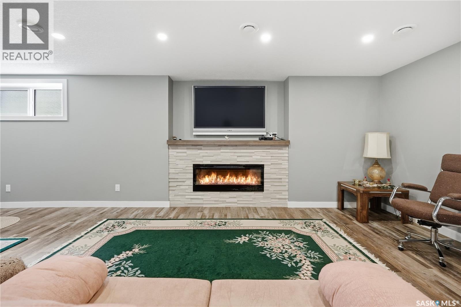 4009 Alton CRESCENT - 37