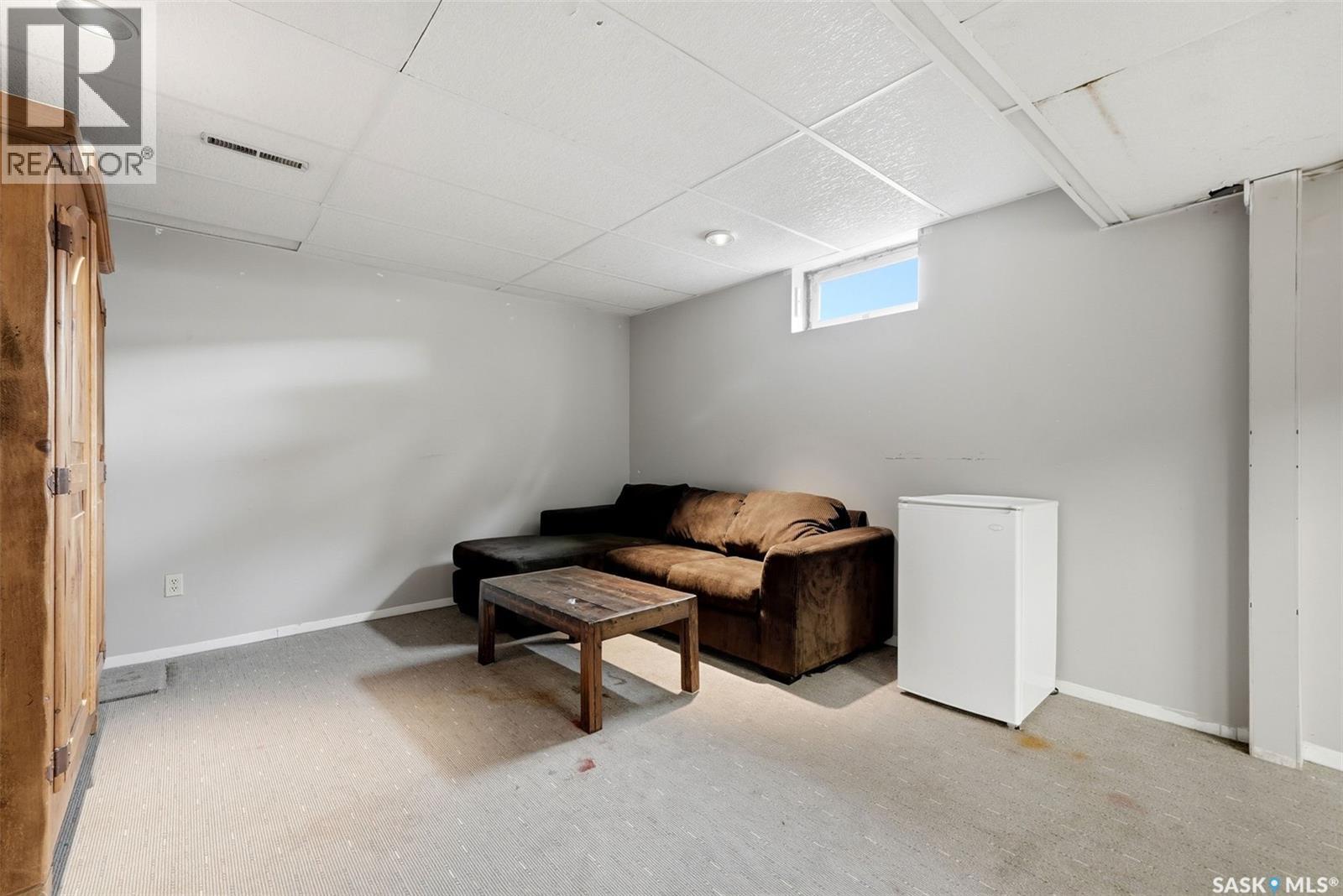 3355 Westminster ROAD - 44