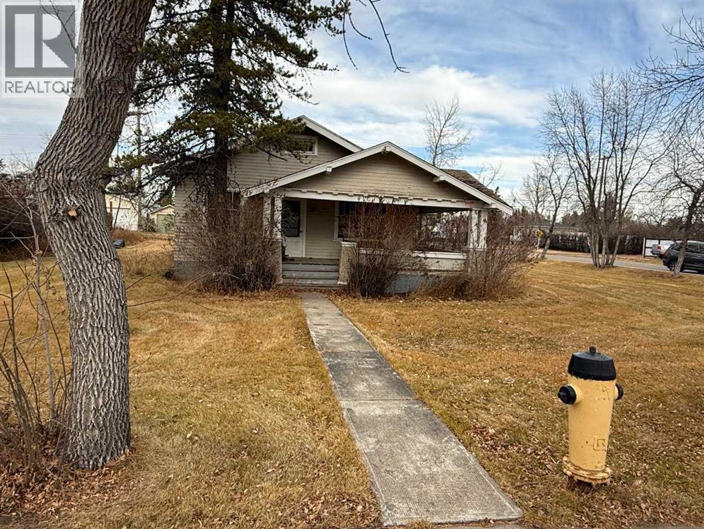 502 1 Street S - photo 2