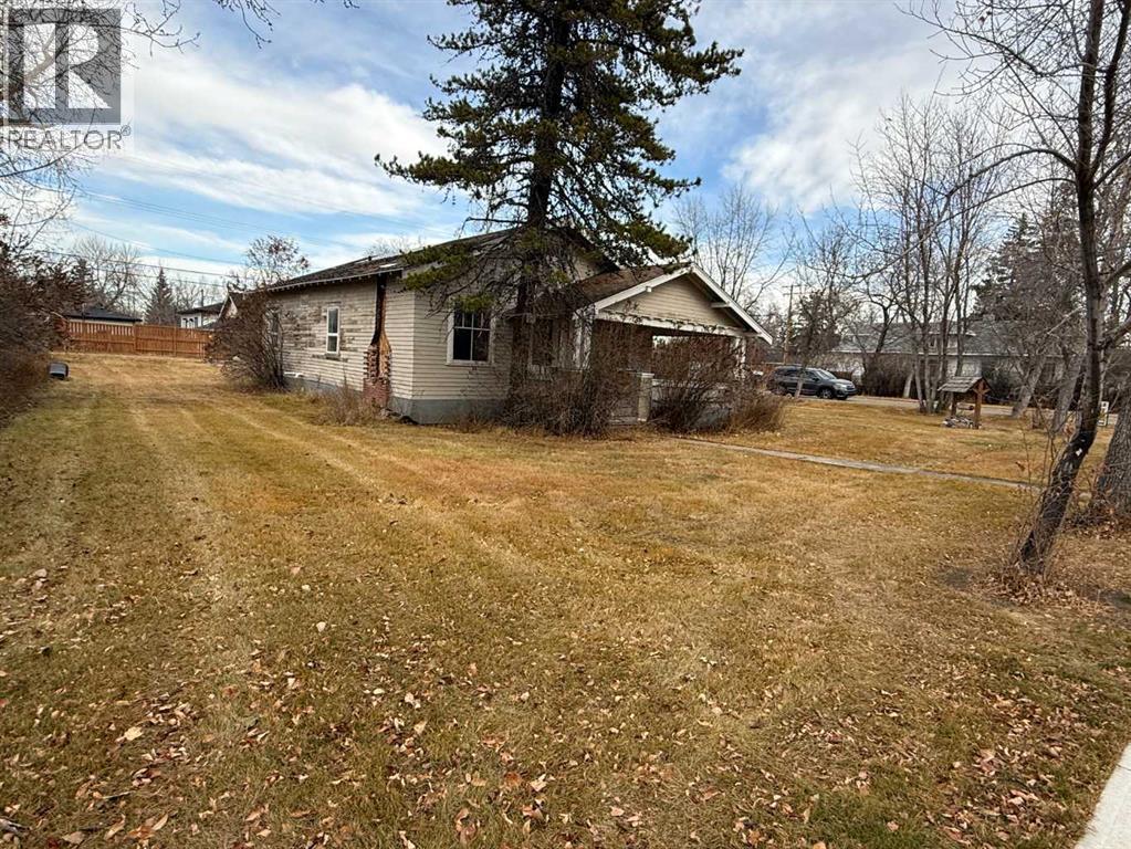 502 1 Street S - photo 3