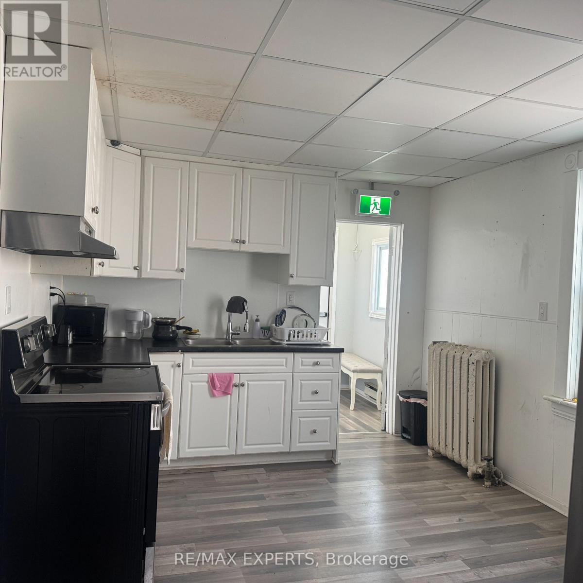 354 MIDLAND AVENUE - 5