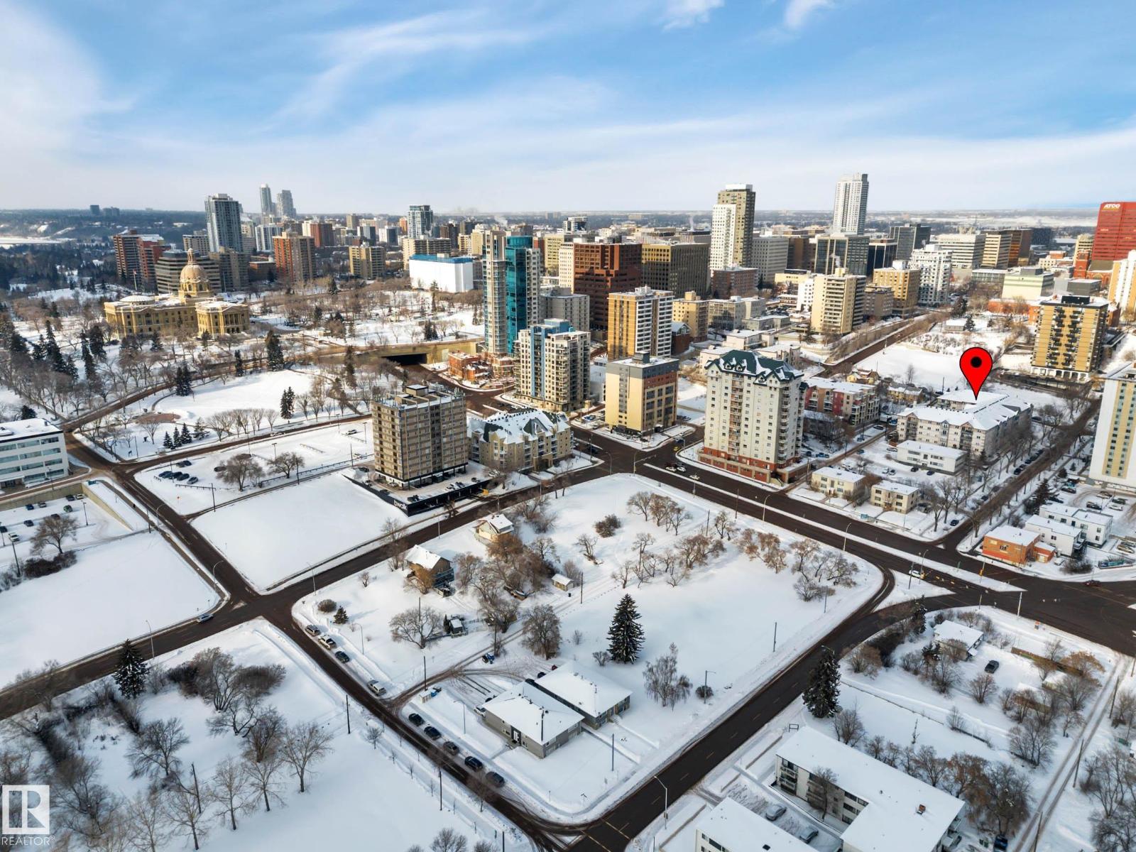 #418 10403 98 AV NW - 43