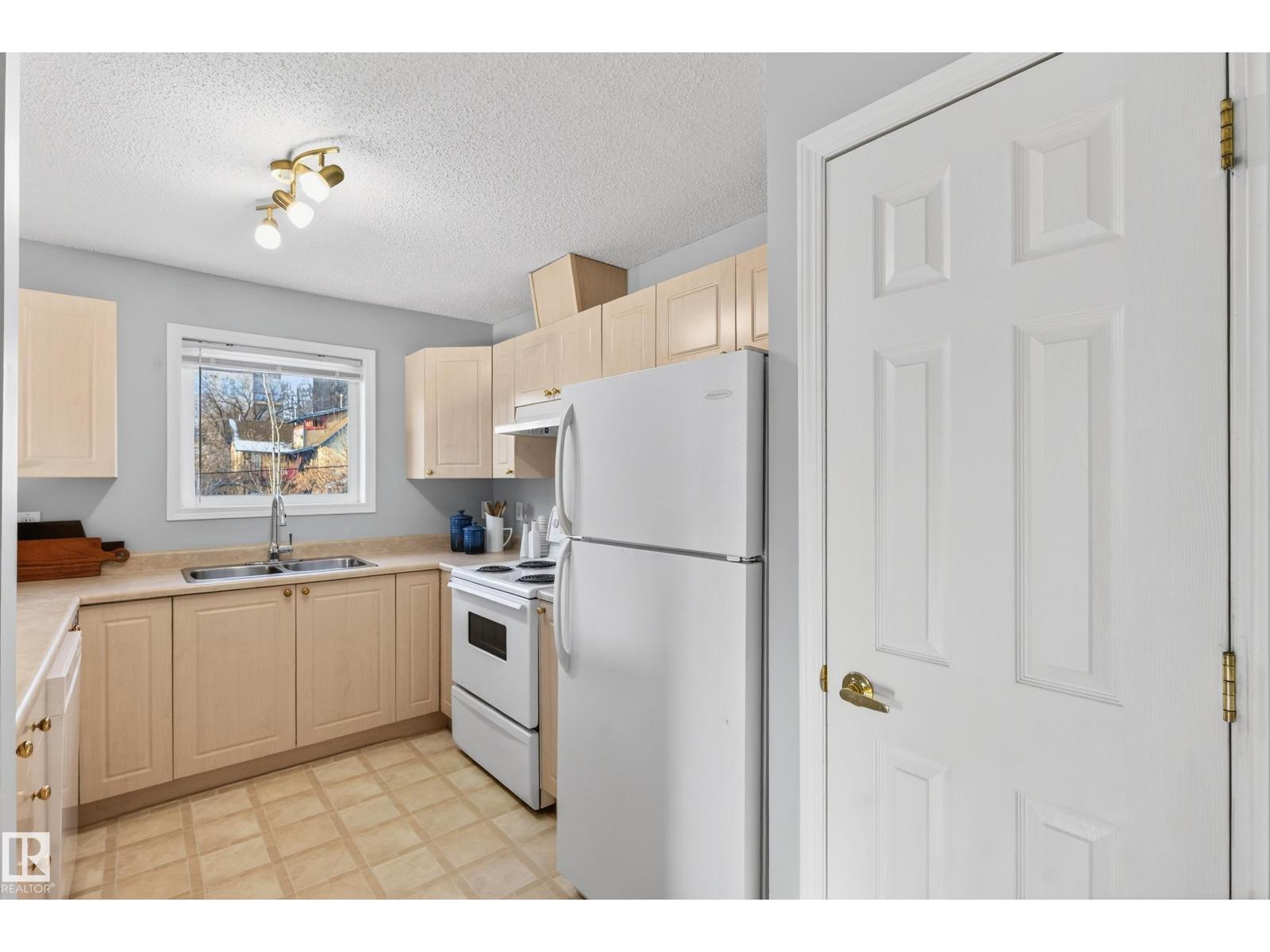 #418 10403 98 AV NW - 8