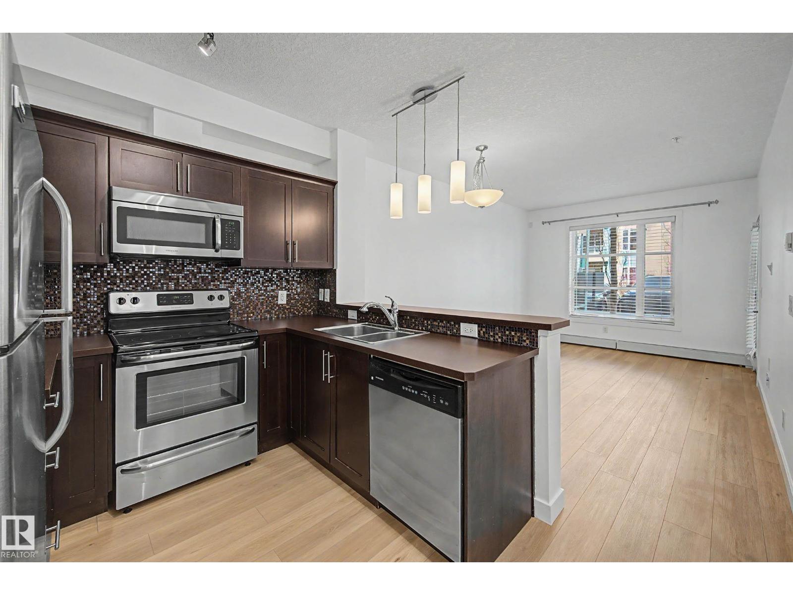 #123 2584 ANDERSON WY SW - 3