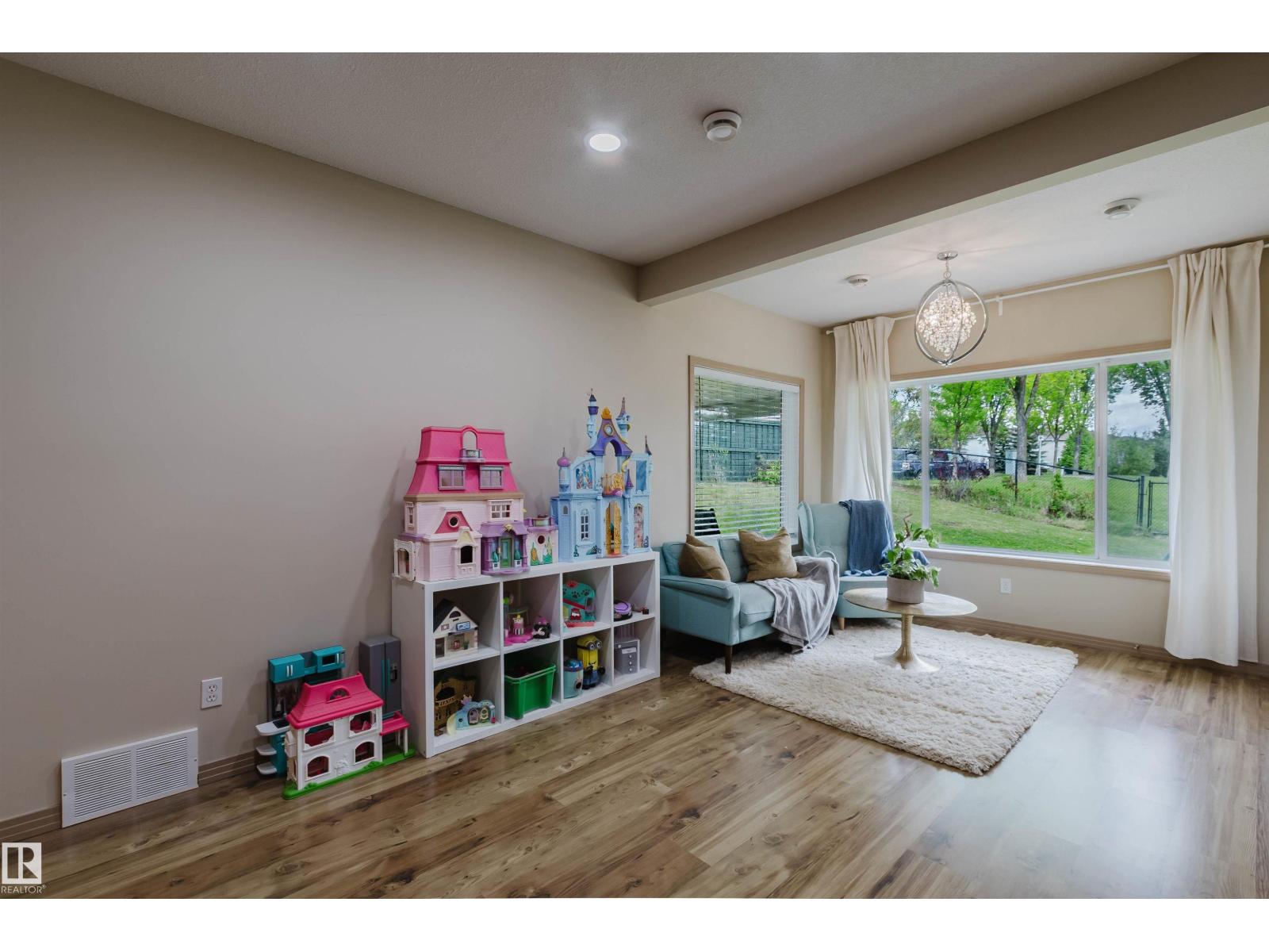 2236 GARNETT CT NW - 60