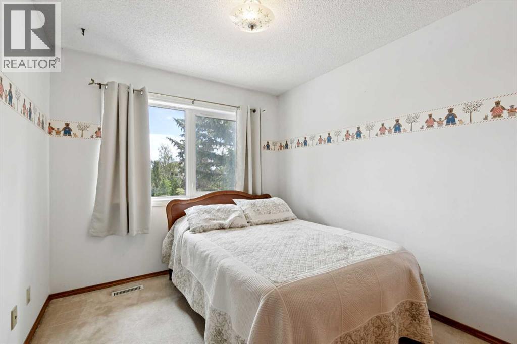 733 Edgebank Place NW — photo 32