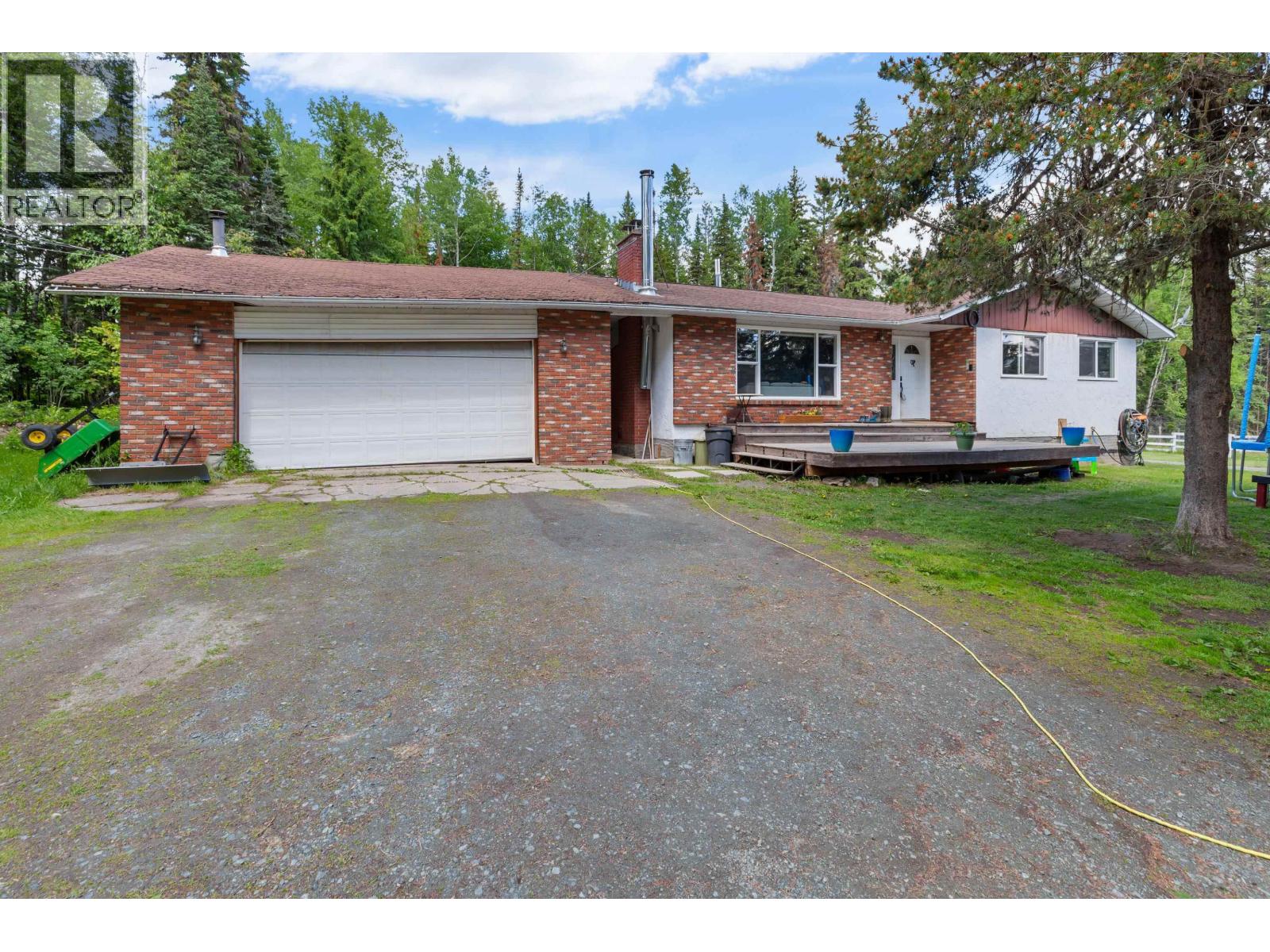Front exterior of 1570 GEDDES ROAD · Prince George, BC