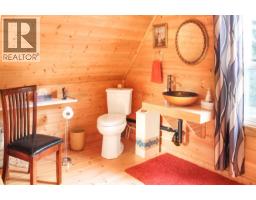 7464 Burgess Road, Deka Lake / Sulphurous / Hathaway Lakes, BC V0K1X3 Photo 18