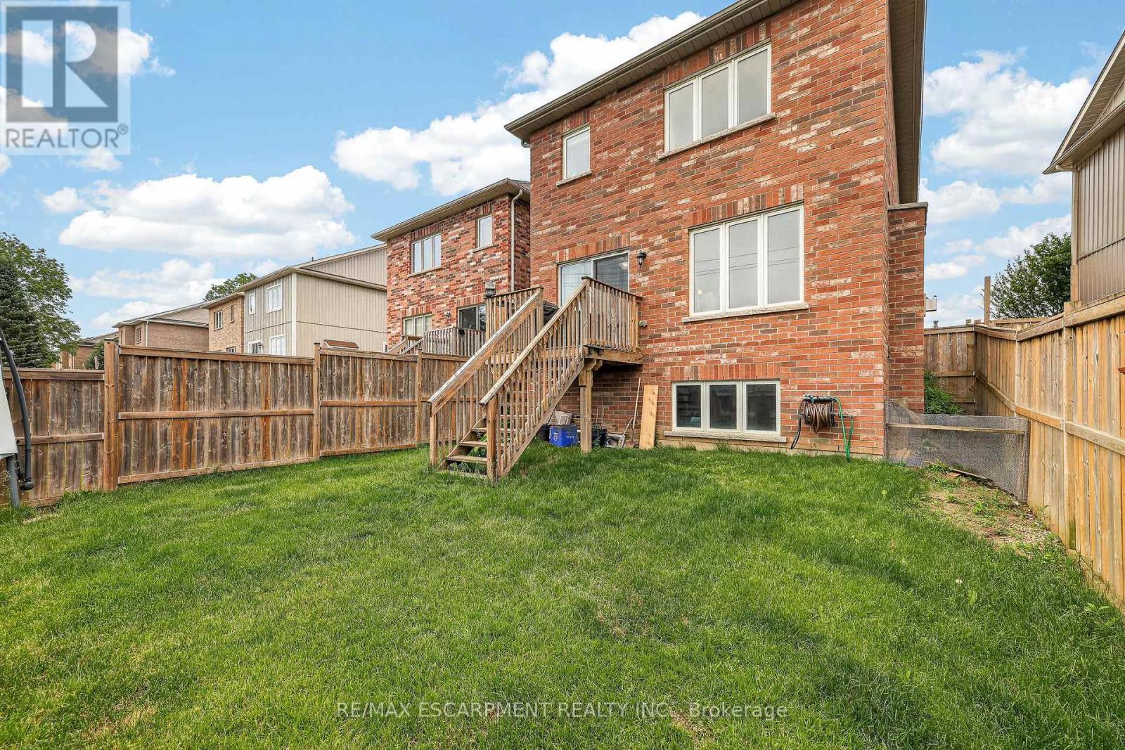 557 BALDWIN CRESCENT - 14