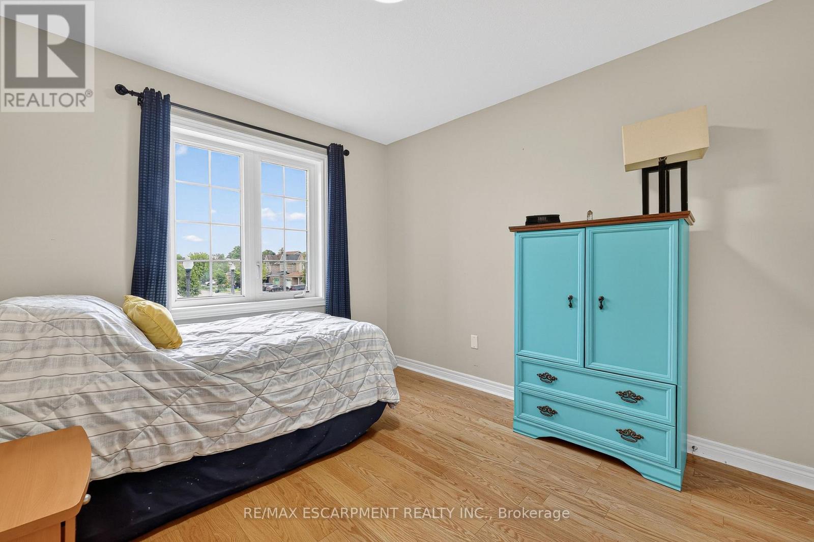 557 BALDWIN CRESCENT - 32
