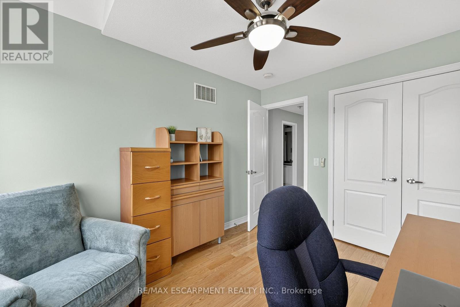 557 BALDWIN CRESCENT - 34