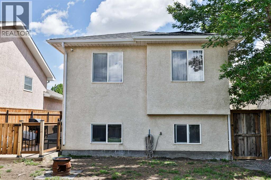 34 Chilcotin Way W — photo 23