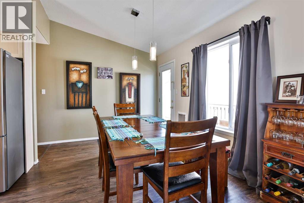 34 Chilcotin Way W - photo 5