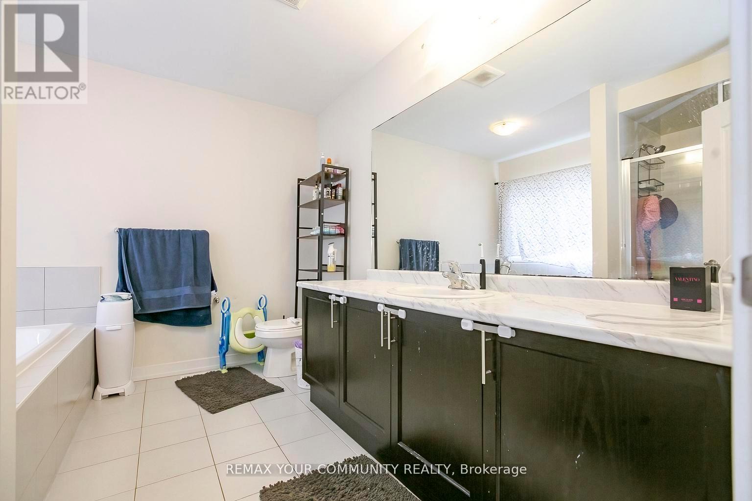 106 HIGGINS AVENUE - 27