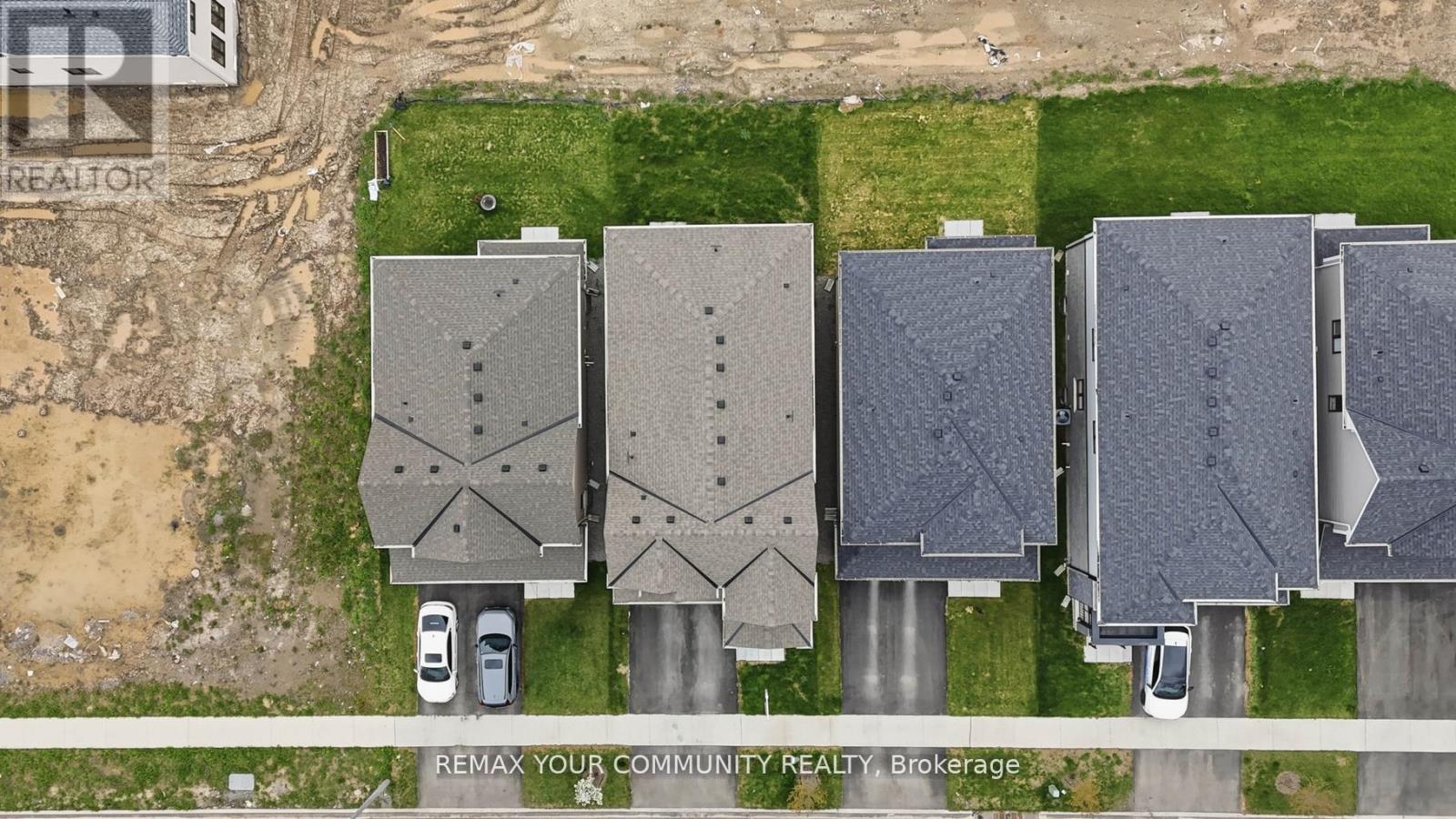 106 HIGGINS AVENUE - 3