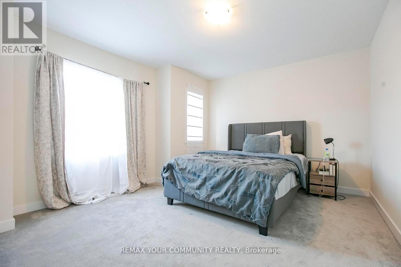 106 HIGGINS AVENUE - 42