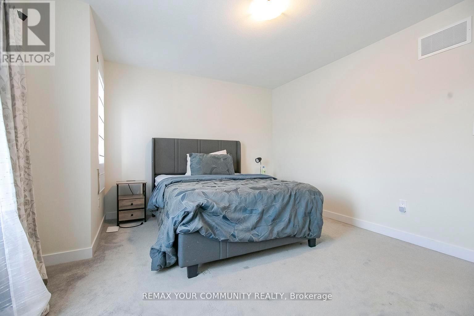 106 HIGGINS AVENUE - 43