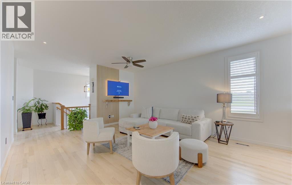 725 ZURICH Drive - 7