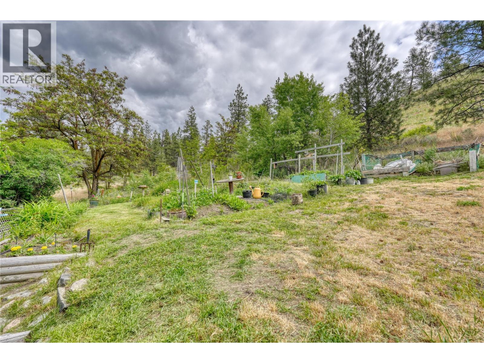 13316 Prairie Valley Road, Summerland
